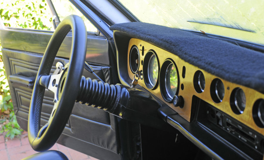 SPRINGALEX - 14 Steering Wheel & Boss (black finish) - Ford Anglia